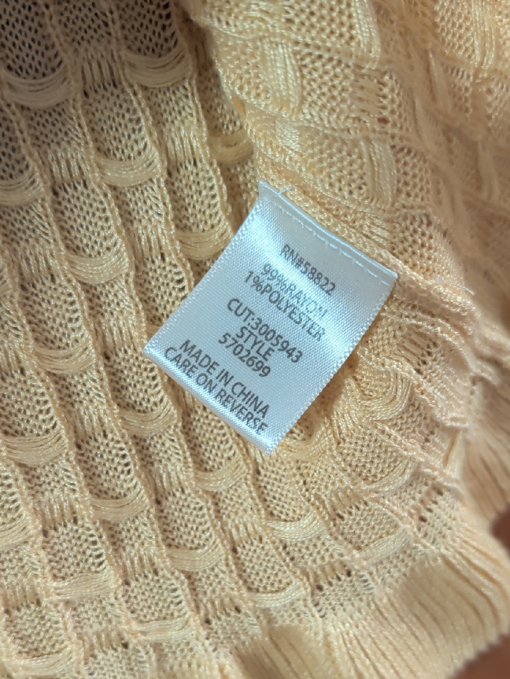 Max Studio Yellow Short-Sleeve Ribbed Knit Top - Picture 5 of 7